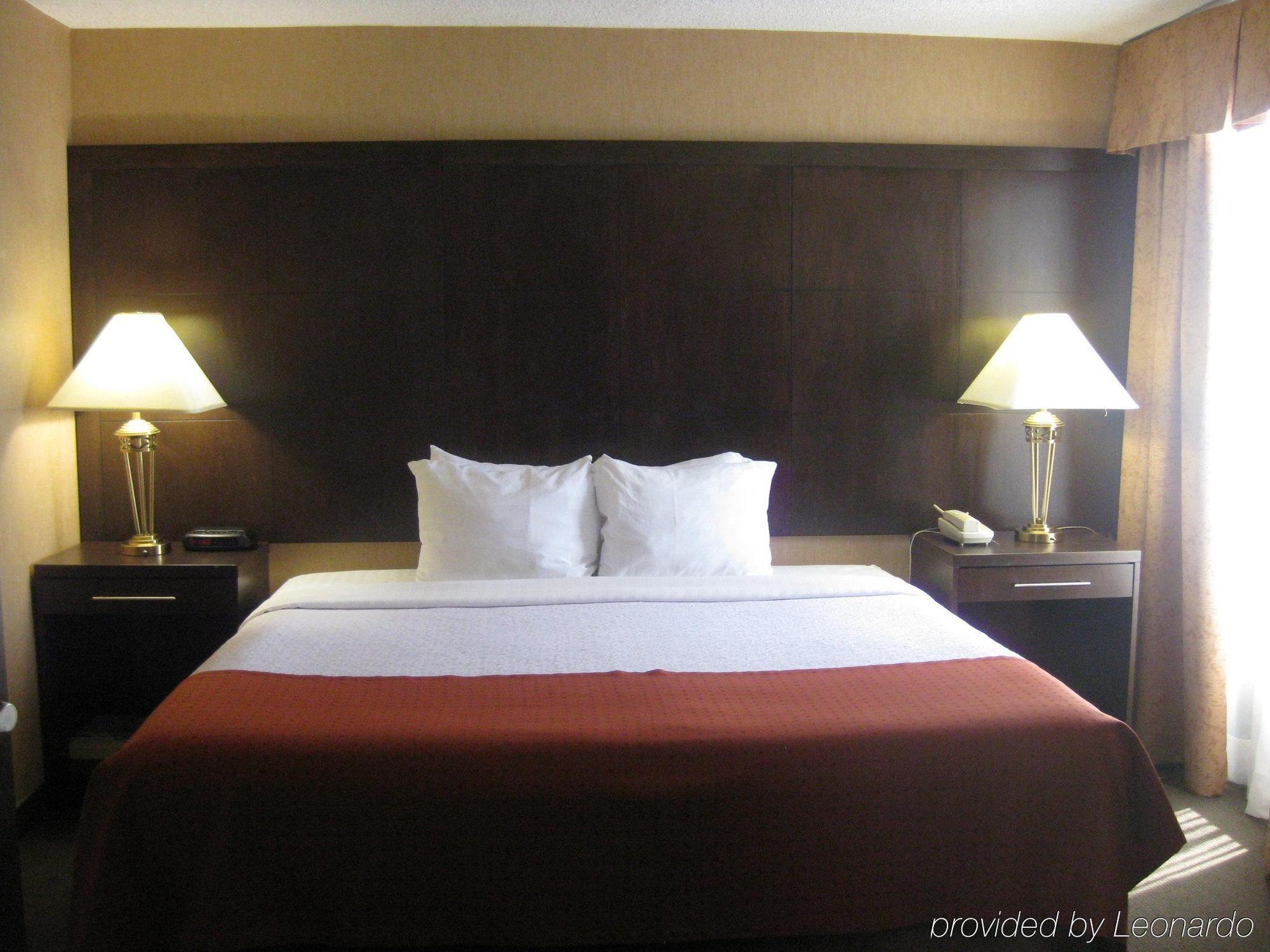 Towneplace Suites By Marriott Toronto Northeast/Markham Room photo